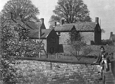 hall farm1944